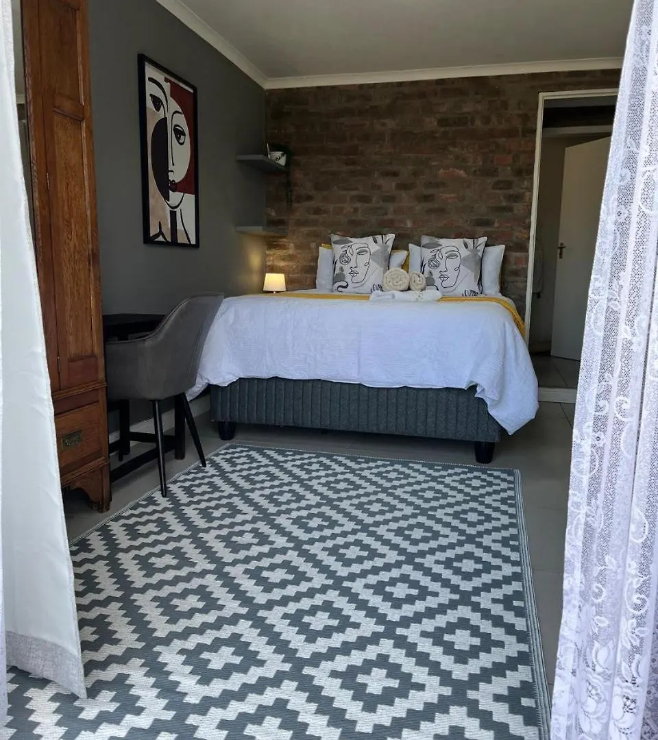 Guest house Three On Firmount Hotel Somerset West